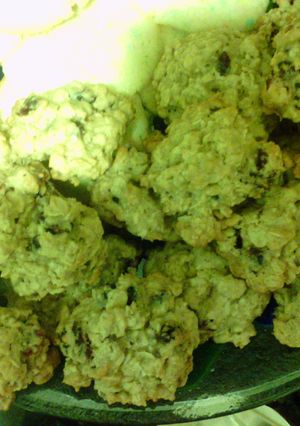 A picture of Vanishing Oatmeal Cookies.