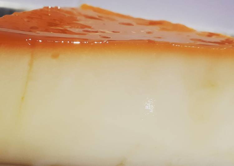 Flan de leche condensada