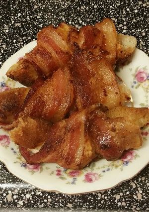 A picture of Delicious Bacon Wrapped Grilled Cheese.