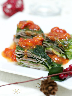 A picture of Easy Steamed Layered Pork & Lettuce in the Microwave.