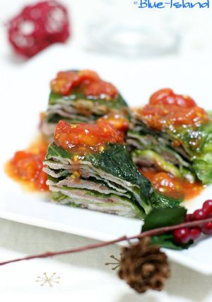 A picture of Easy Steamed Layered Pork & Lettuce in the Microwave.