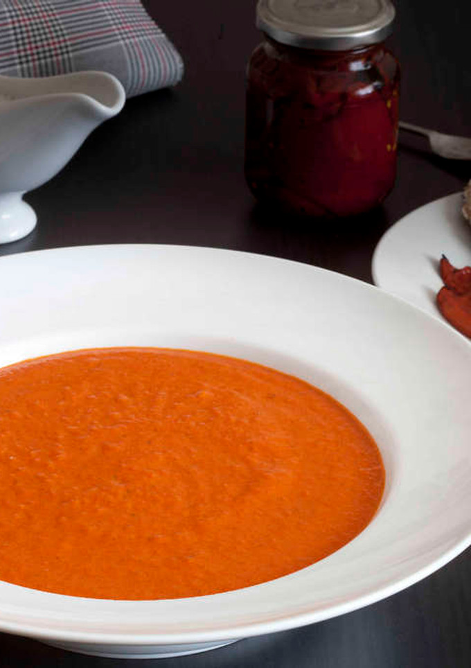 Una foto de Crema de pimientos asados