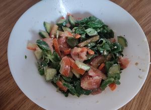Una foto de Ensalada con feta (81 kcal)