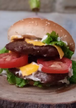 A picture of Mushroom Melt Beef Burger.