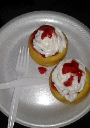 A picture of Easy strawberry shortcake.
