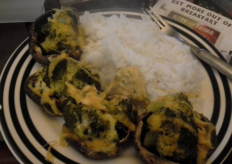 Broccoli with cheese on Mushroom