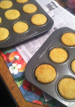 A picture of Peach Cupcakes.