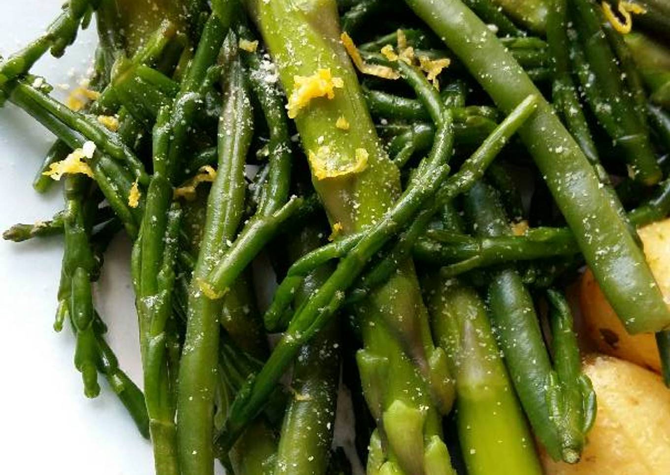 Vickys Bean, Asparagus and Samphire Salad