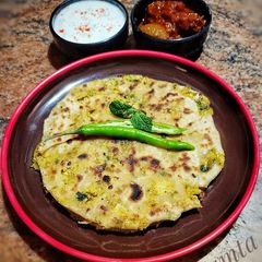 A picture of Cauliflower Parantha.