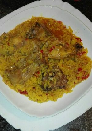 Una foto de Conejo de campo con arroz hecho en el carbon