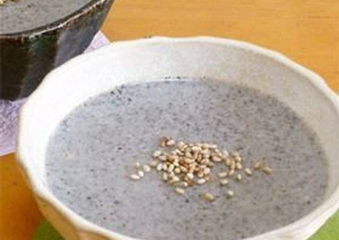 Black Sesame Pudding with Tofu and Soy Milk