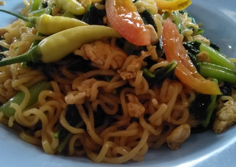 Resep Mie goreng instant simple Anti Gagal