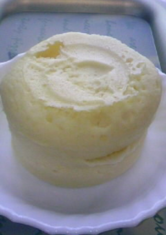 A picture of Easy and Simple Microwaved Steamed Bread.