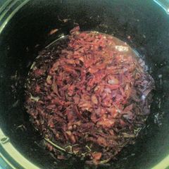 A picture of Slow cooker red cabbage.