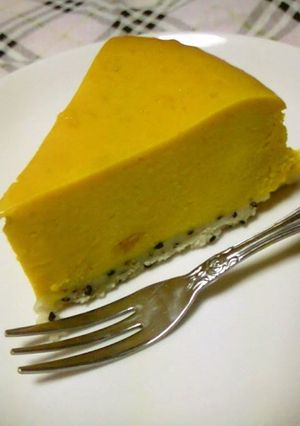 A picture of Rich "Pumpkin" or Kabocha Squash Cake Using Tasty Kabocha Squash.