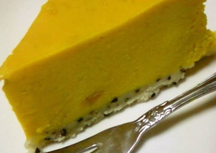 Recipe of Super Quick Homemade Rich &#34;Pumpkin&#34; or Kabocha Squash Cake Using Tasty Kabocha Squash