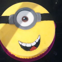 A picture of Minion cake.