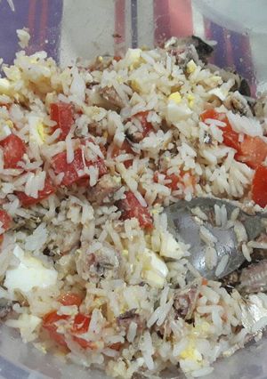 Una foto de Arroz Primavera con Sardina
