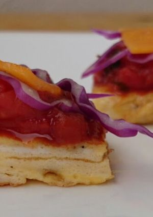 A picture of Roasted Tomato Confit With Balsalmic Glaze.