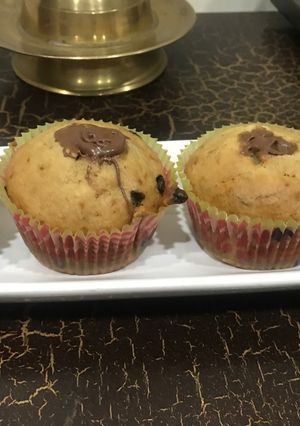 A picture of Banana and chocolate chips muffins with Nuttella filling.