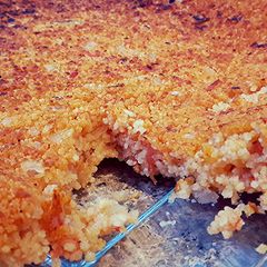 A picture of Crunchy tomato couscous.