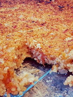 A picture of Crunchy tomato couscous.