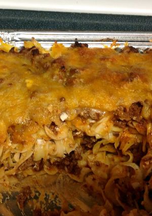 A picture of Sour Cream Noodle Bake.
