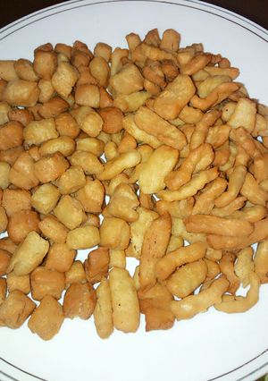 A picture of Chin chin.