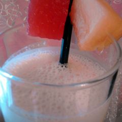 A picture of 3 Melon Smoothies.