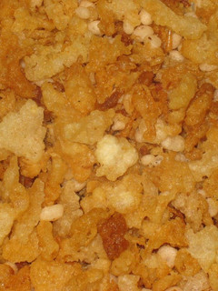 A picture of Tempura Crumbs with Dried Shrimp.
