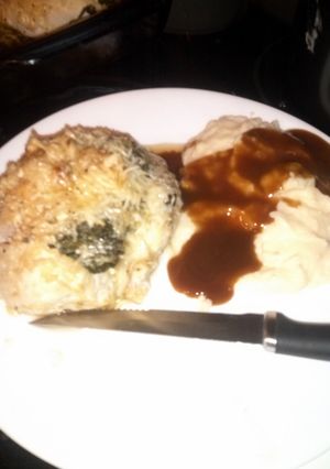 A picture of EASY SPINACH STUFFED CHICKEN.