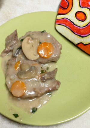 Una foto de Fricandó de ternera con champiñones