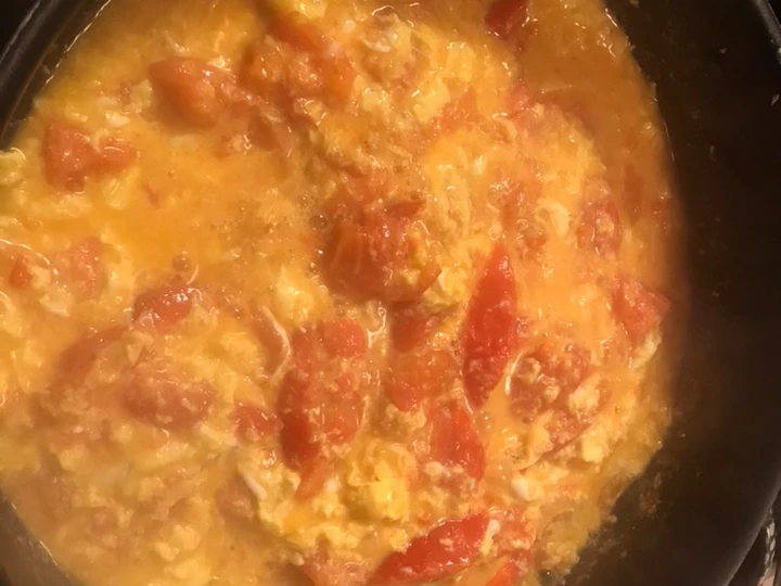 Easy Ways Make Recipes Fried Tomato with eggs the Delicious Perfect.