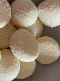 Una foto de Trufas de leche condensada
