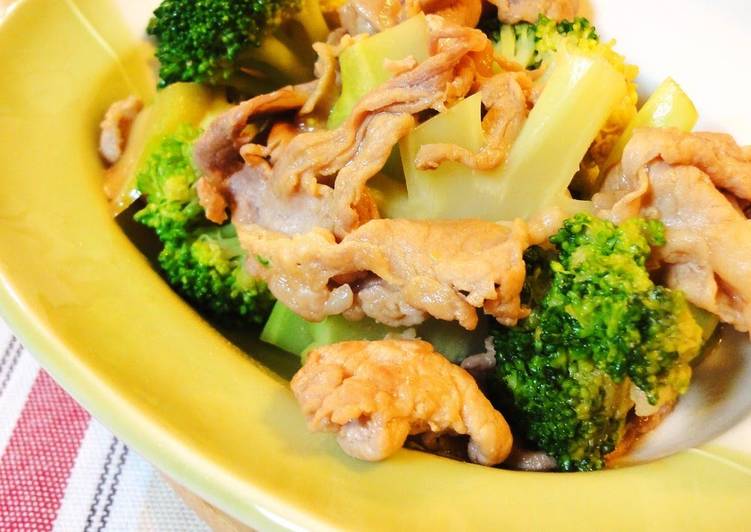 Simple Way to Make Perfect Stir-fried Broccoli and Pork with Oyster Sauce