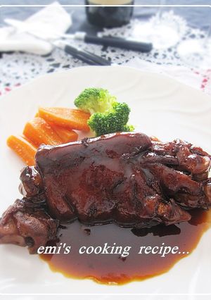 A picture of Pig Feet with Italian Balsamic Vinegar.