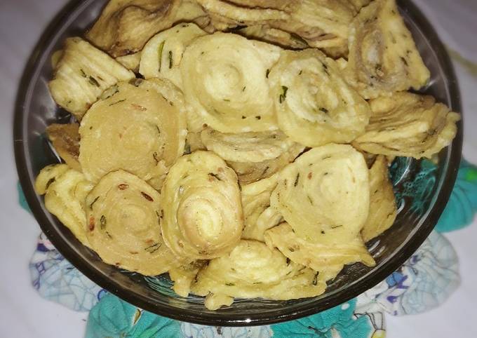How to Cook Appetizing Kue Bawang Lingkaran