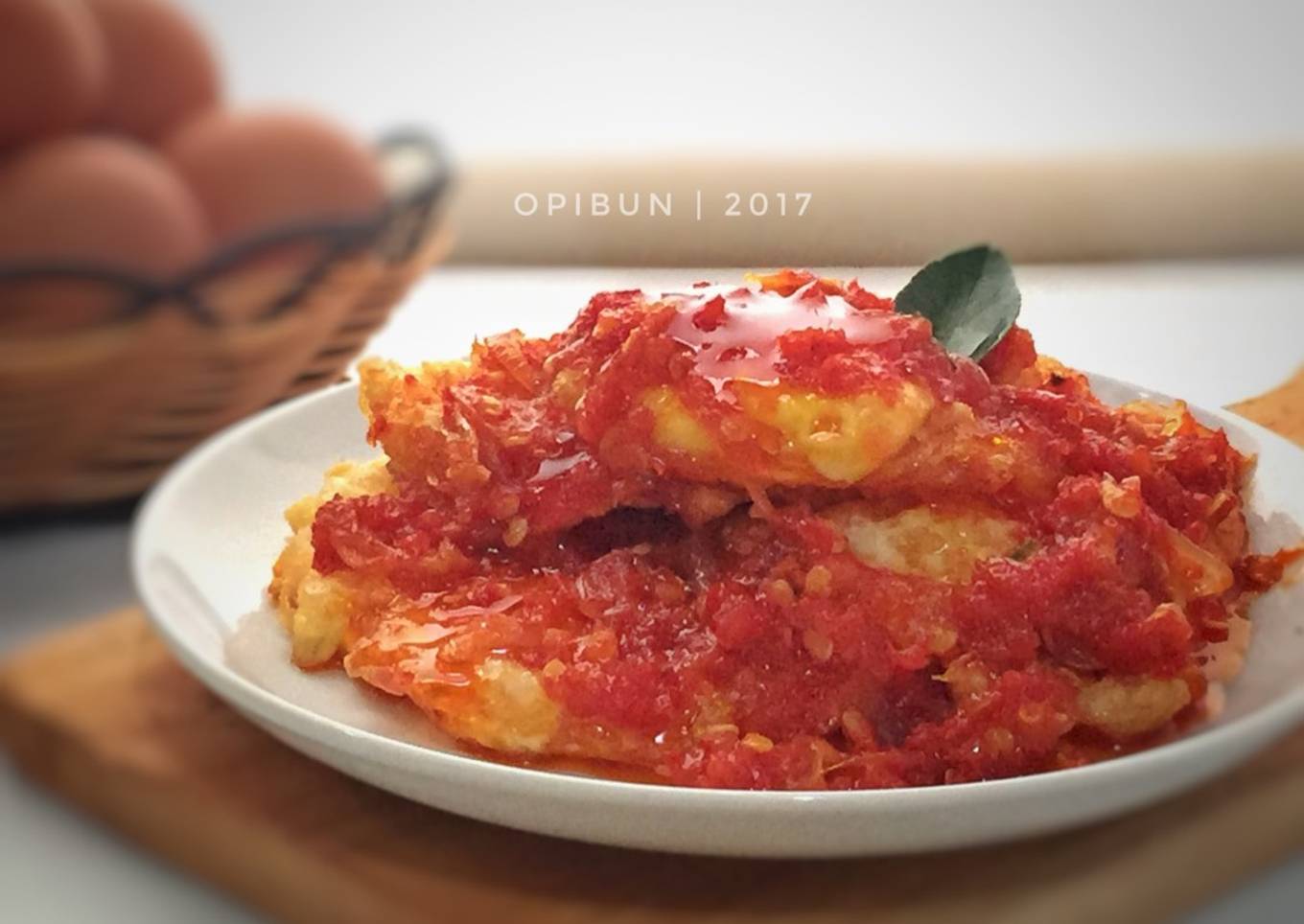 Langkah Mudah untuk Menyiapkan Balado Telor Ceplok
(#PR_RecookMasakanPedas), Lezat Sekali