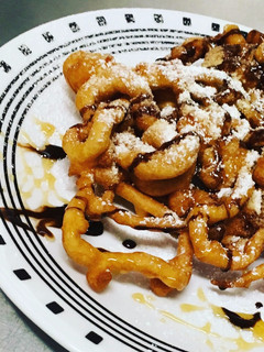 A picture of Funnel Cake.