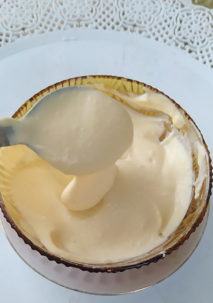 Una foto de Mayonesa  Casera Rápida Y Fácil Con Huevo Duro