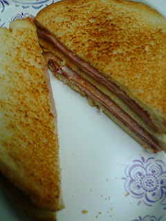 A picture of Ham sandwich.