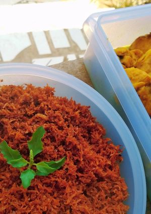 Foto resep Ayam ungkap bumbu serundeng