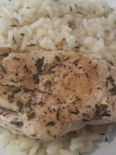 A picture of Garlic lime chicken and rice.