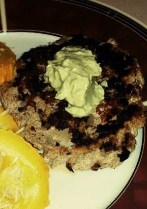A picture of Spicy turkey burger.