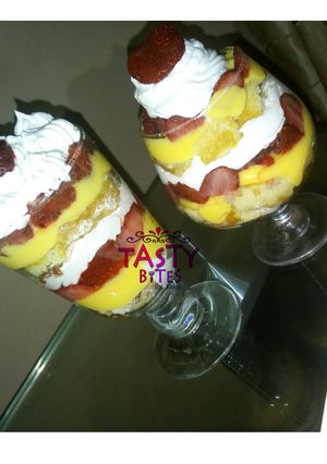 A picture of Strawberry short cake parfait.