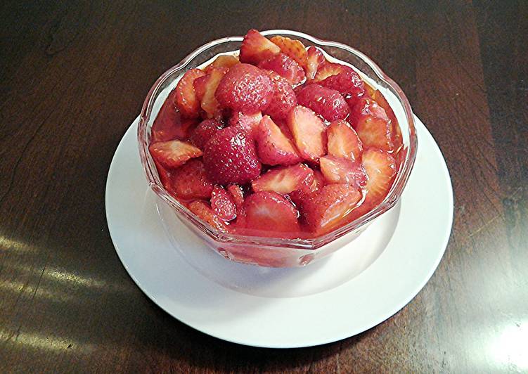 How to Prepare Favorite Fresh Strawberry Topping / Sauce,  ( Great to freeze  for summer berry taste all year )