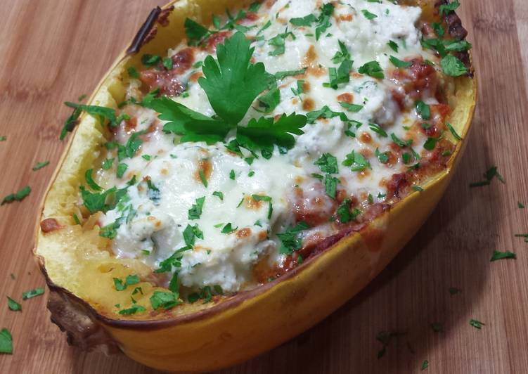 Easiest Way to Prepare Super Quick Homemade Easy 3 Cheese Spaghetti Squash Boat