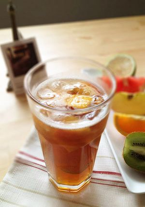 鮮果飲》繽紛五彩綜合冰涼水果茶 的食譜成品照片