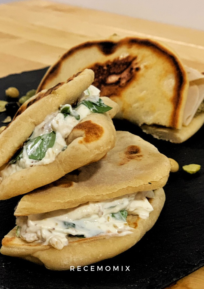 Una foto de Bocatas de Pan rápido con Thermomix