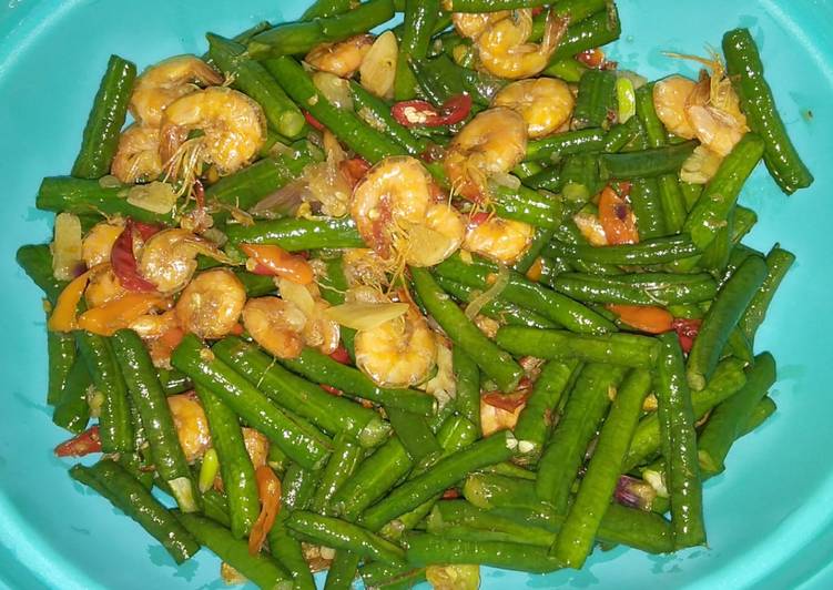 3. Tumis kacang panjang udang